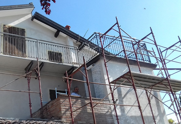 Ravalement de façade et peinture à Sablé-sur-Sarthe (72300) dans la Sarthe (72).